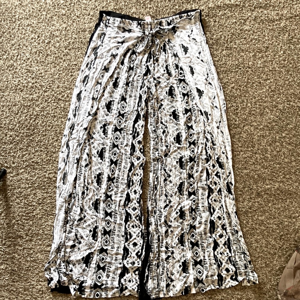 No boundaries summer pants